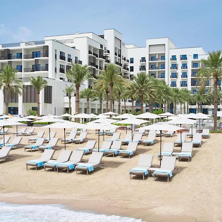 Palace Beach Resort フジャイラ エクステリア 写真 Beach at the hotel