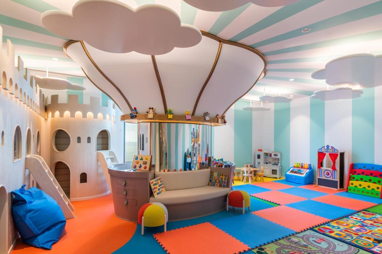 Palace Beach Resort フジャイラ エクステリア 写真 The Children's Club at the Atlantis Paradise Island